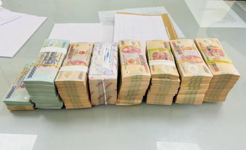 Hà Nội: Khởi tố kiều nữ giả làm Đại tá công an lừa đảo gần 20 tỷ của nhiều người - Ảnh 2. Hà Nội: Khởi tố kiều nữ giả làm Đại tá công an lừa đảo gần 20 tỷ của nhiều người - Ảnh 2.