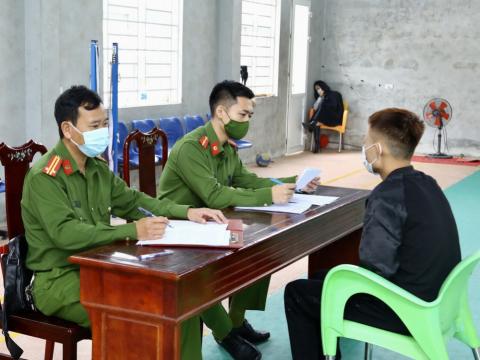 16 nam thanh nữ tú vào thuê Resort đắt tiền để tổ chức tiệc kẹo ma túy - Ảnh 4. 16 nam thanh nữ tú vào thuê Resort đắt tiền để tổ chức tiệc kẹo ma túy - Ảnh 4.