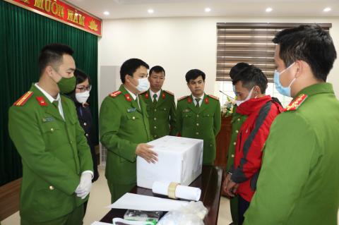 Trùm ma túy đất Bắc và chiêu đổi xe để vận chuyển gần 55 nghìn viên ma túy - Ảnh 2.