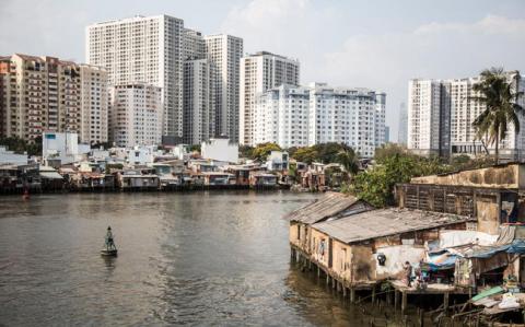 Nhiều chính sách quan trọng có hiệu lực từ tháng 1/2022: Tăng tuổi nghỉ hưu, lương hưu, trợ cấp BHXH; giá xăng điều chỉnh 10 ngày 1 lần - Ảnh 3.