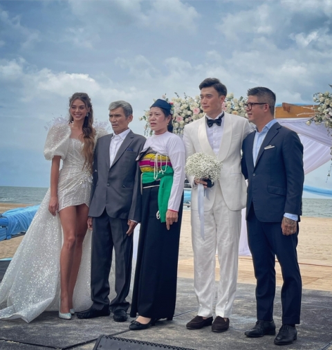 Vợ mới cưới của thủ môn Bùi Tiến Dũng: Tốt nghiệp ĐH lâu đời nhất nhì Ukraine, nhan sắc thời sinh viên cực xinh - Ảnh 2.