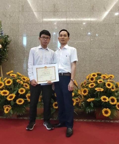 Điều đặc biệt về nam sinh Hà Nội đạt Thủ khoa toàn quốc với 3 điểm 10 - Ảnh 3.
