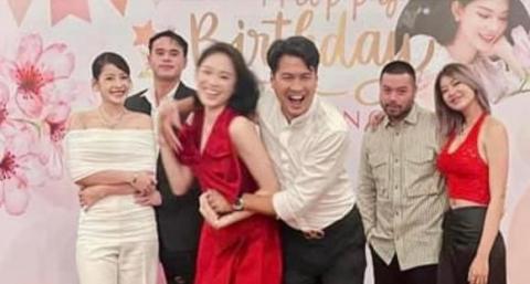 du-sinh-nhat-linh-rin-chi-pu-lo-luon-anh-than-mat-voi-ban-trai-2-ngoisaovn-w1342-h720