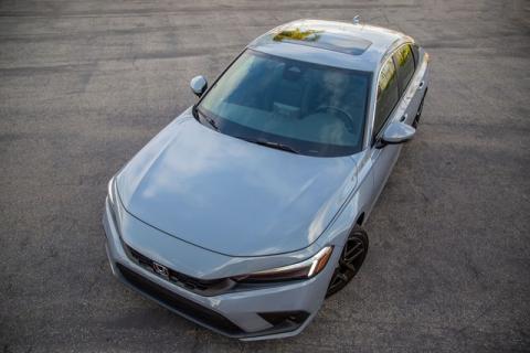 10 mẫu xe đặc biệt phù hợp cho người trẻ lần đầu mua ô tô - Ảnh 1. 10 mẫu xe đặc biệt phù hợp cho người trẻ lần đầu mua ô tô - Ảnh 1.