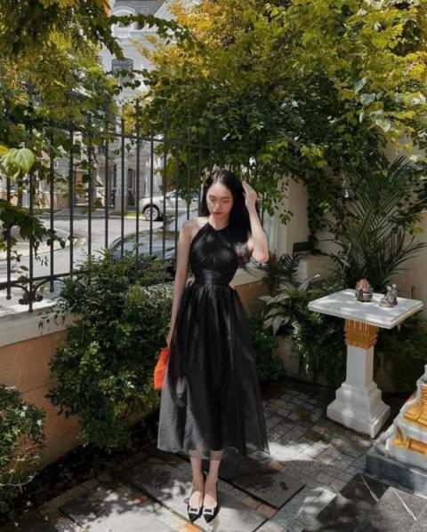 huong-giang-bi-cu-dan-mang-phat-hien-chi-tiet-lien-quan-den-matt-liu-trong-anh-moi-nhat-2-ngoisaovn-w700-h874