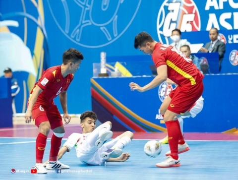 Sau siêu phẩm vào lưới nhà vô địch châu Á, tuyển Việt Nam sẽ có cú hích lớn để mơ về World Cup? - Ảnh 3.