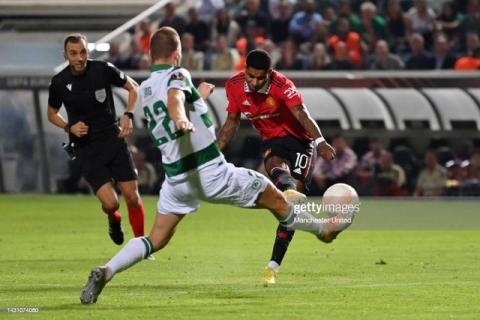 Man United nhọc nhằn thắng đội bóng vô danh, Ronaldo thở dài trong nỗi thất vọng - Ảnh 2. Man United nhọc nhằn thắng đội bóng vô danh, Ronaldo thở dài trong nỗi thất vọng - Ảnh 2.