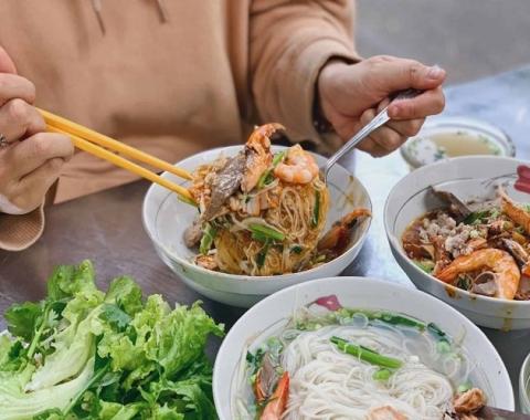 thoi-gian-an-sang-trua-toi-01