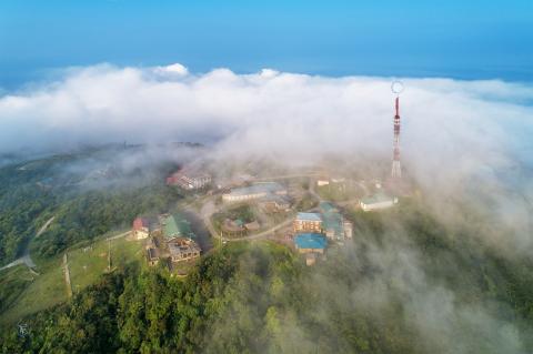 Rét đậm, rét hại tại miền Bắc và mưa lớn tại Trung Bộ kéo dài đến bao giờ? - Ảnh 1.