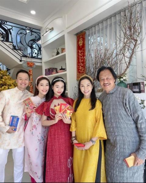 diem-my-9x-tiet-lo-da-song-cung-gia-dinh-ban-trai-va-bi-phu-huynh-hoi-thang-chuyen-con-cai-1-ngoisaovn-w800-h1000