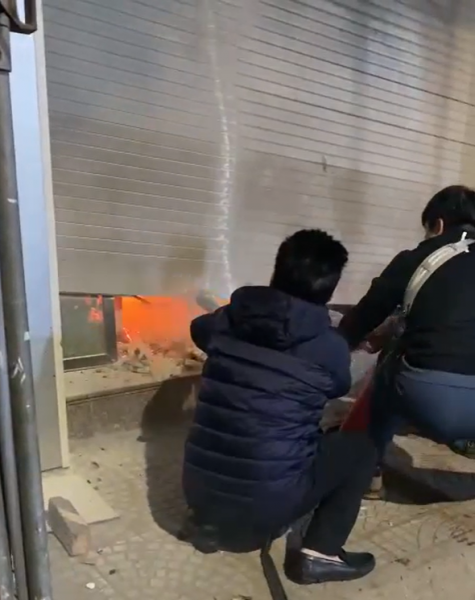 Cháy lớn tại cửa hàng giày dép ở Bắc Ninh - Ảnh 2. Cháy lớn tại cửa hàng giày dép ở Bắc Ninh - Ảnh 2.