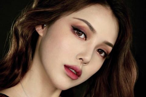 trang-diem-mat-khoi-3