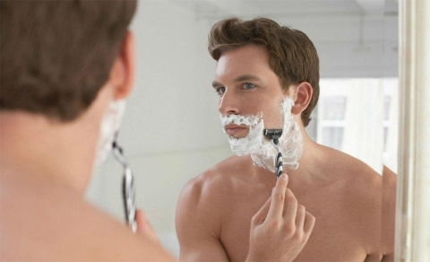 3 thời điểm tuyệt đối không được cạo râu, nhiều nam giới vẫn mắc phải sai lầm - Ảnh 1.