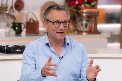 Bác sĩ chỉ ra 2 khung giờ uống cà phê hại sức khỏe: Gián tiếp gây huyết áp cao, đường huyết tăng vọt nhưng ít ai biết - Ảnh 2.