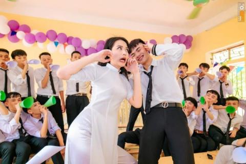 Rộ ảnh thời quá khứ của Hoa hậu Đỗ Thị Hà: Diện mạo khác lạ, gây chú ý bởi 1 chi tiết  - Ảnh 1.