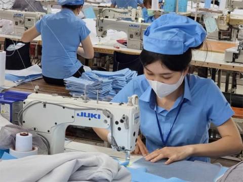 hang-trieu-lao-dong-nu-chuan-bi-don-tin-vui-se-duoc-huong-nhieu-quyen-loi-dac-biet-ve-che-do-thai-san (1).jpg 0 hang-trieu-lao-dong-nu-chuan-bi-don-tin-vui-se-duoc-huong-nhieu-quyen-loi-dac-biet-ve-che-do-thai-san (1).jpg 0