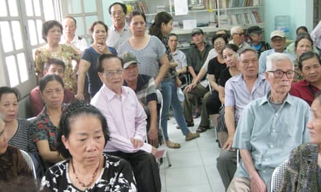 xếp hàng lương hưu 0