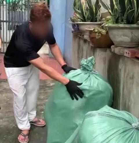 phòng trọ bẩn 0