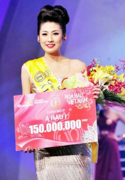 Á hậu có gương mặt phúc hậu nhất Vbiz sau gần thập kỷ lấy chồng trẻ tuổi hiện thế nào  (6).jpg 0