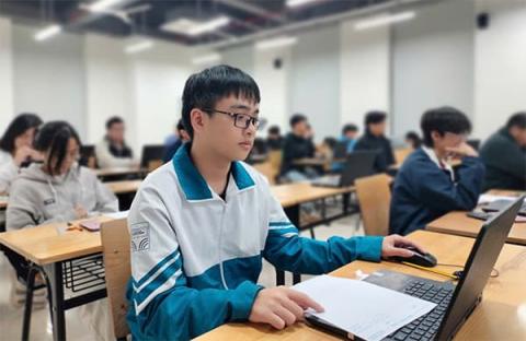 dai-hoc-bach-khoa-ha-noi-cong-bo-thong-tin-cuc-nong-ve-lich-thi-danh-gia-tu-duy-nam-2026 (1).jpg 0