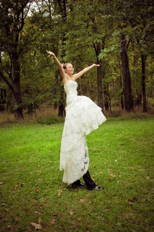 Ảnh cười bể bụng (P10): Những khoảnh khắc 'khó đỡ' trong đám cưới Ảnh cười bể bụng (P10): Những khoảnh khắc 'khó đỡ' trong đám cưới