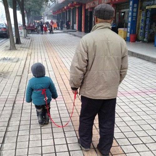 Ảnh cười bể bụng (P27): Những hình ảnh 'bá đạo' chỉ có ở châu Á Ảnh cười bể bụng (P27): Những hình ảnh 'bá đạo' chỉ có ở châu Á