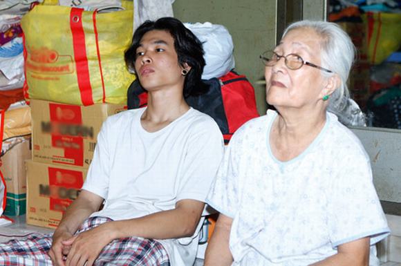 chang-trai-trong-xe-xfactor12