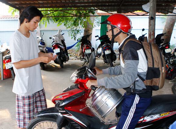 chang-trai-trong-xe-xfactor6