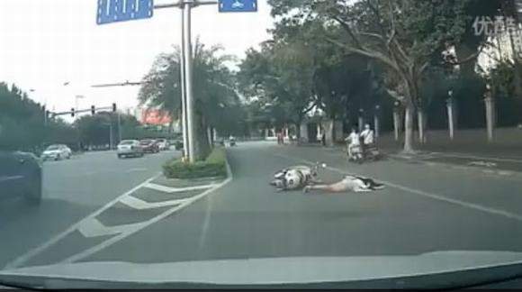 clip co gai bi cuop, co gai bi cuop, vo cam