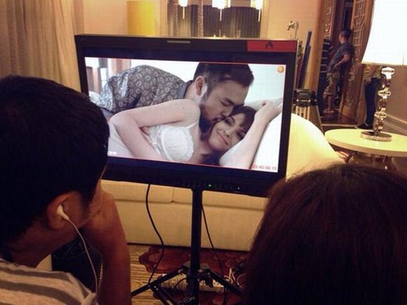 andrea-tren-giuong-ngu1