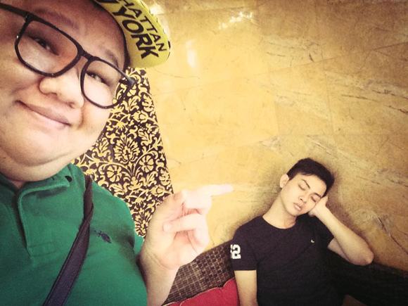 thi-sinh-guong-mat-than-quen2