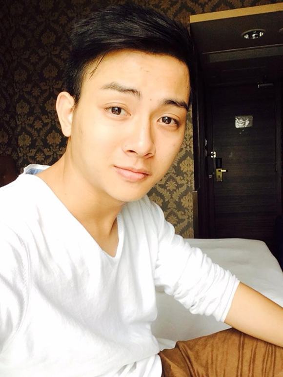 thi-sinh-guong-mat-than-quen3