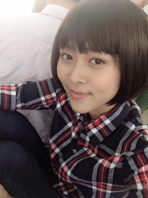 sao-viet-khoe-mat-moc14