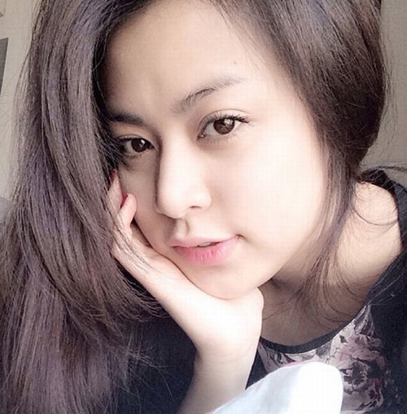 sao-viet-khoe-mat-moc17