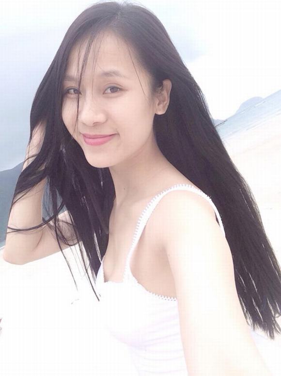 sao-viet-khoe-mat-moc22