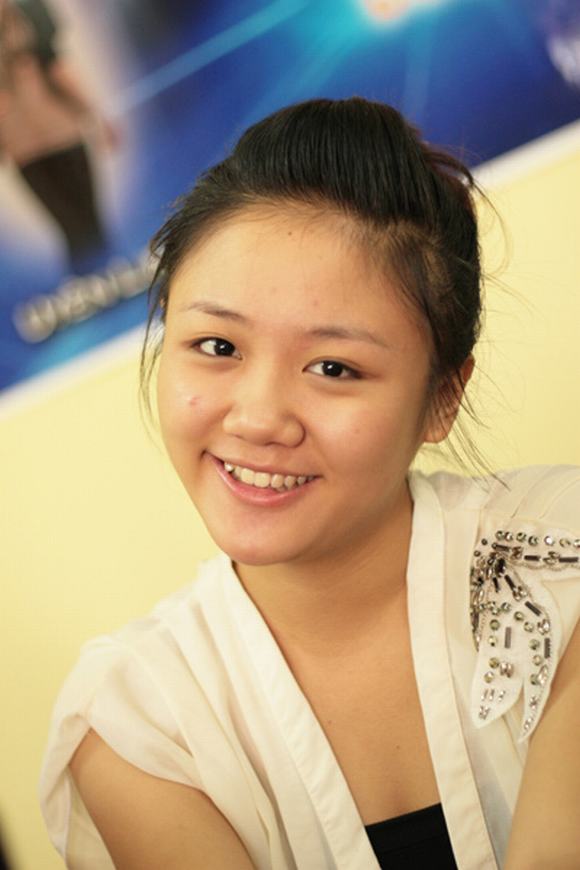 sao-viet-khoe-mat-moc6