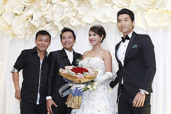 chuyenj-tinh-cam-cua-nguoi-nha-sao-viet9