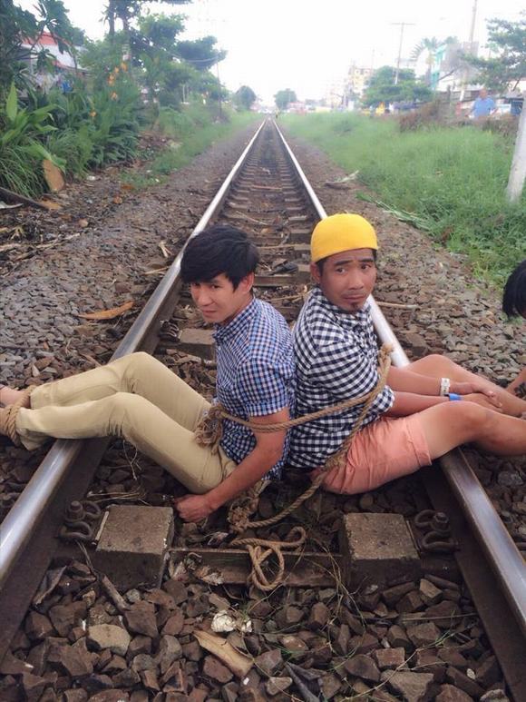 ly-hai-bi-troi-trong-mv-moi-0