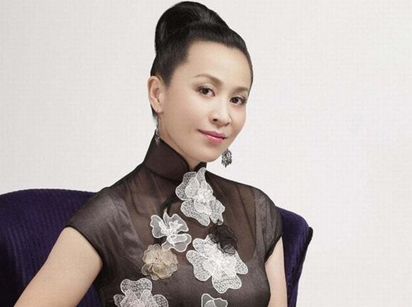 dien-vien-hoa-ngu-bi-bat-coc1