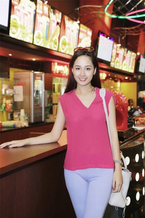 mai phuong thuy va nhung buc anh de doi, anh nong cua mai phuong thuy, mai phuong thuy xau xi, mai phuong thuy lo hang, mai phuong thuy khong trang diem