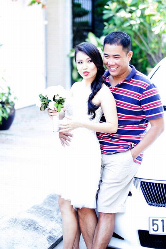 vo-chong-cam-ly-chup-anh-ky-niem-10-nam-ngay-cuoi-1