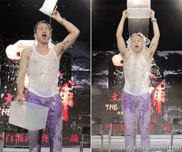 sao-hoa-ngu-thi-nhau-doi-nuoc-da4