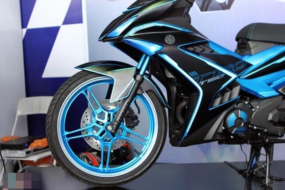 Exciter 150 màu sơn nhám đen, độ đèn LED