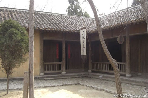 Qua đồi Cảnh Dương bâng khuâng nhớ Võ Tòng, Du lịch, Đồi Cảnh Dương, Miếu Võ Tòng, Quán rượu, du lịch Trung Quốc, đả hổ, bia đá, phong cảnh tuyệt đẹp, thơ văn, Mao Trạch Đông