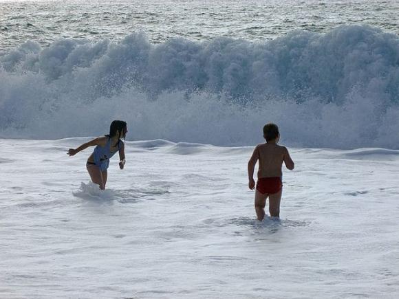 quehuong-1-ngoisao.vn.jpg 12 quehuong-1-ngoisao.vn.jpg 12