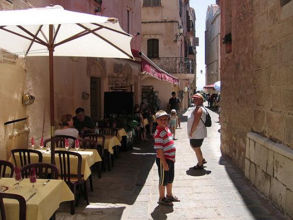 quehuong-1-ngoisao.vn.jpg 22 quehuong-1-ngoisao.vn.jpg 22