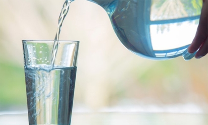 4 loại nước không nên uống ngay sau khi thức dậy