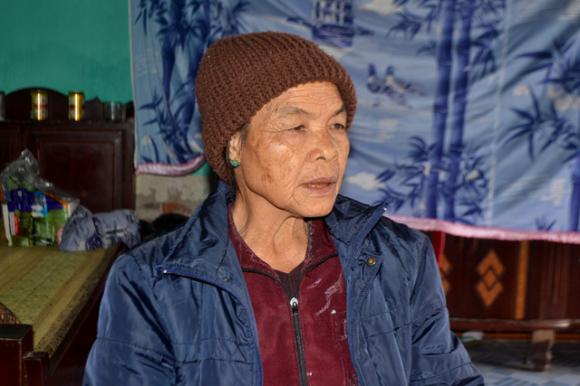 Nhiều người thân trong gia đình bà Liên khuyên anh Phòng ở nhà không đi dự lễ cưới. Ảnh: Đ.Tuỳ
