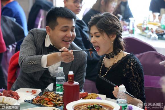 Cô gái Nga xinh đẹp và chuyện tình cổ tích bên chàng trai Trung Quốc không nhà, không xe, không tiền tiết kiệm - Ảnh 6. Cô gái Nga xinh đẹp và chuyện tình cổ tích bên chàng trai Trung Quốc không nhà, không xe, không tiền tiết kiệm - Ảnh 6.