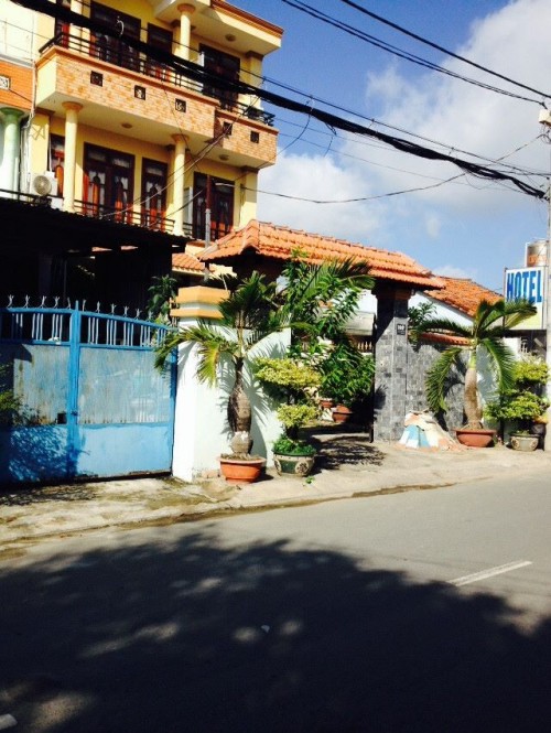truy to nguoi me ep con uong thuoc sau de lay tien phung tra no - 1